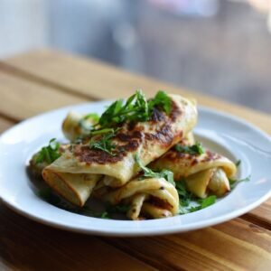 Mlyntsi with Chicken and Mushrooms